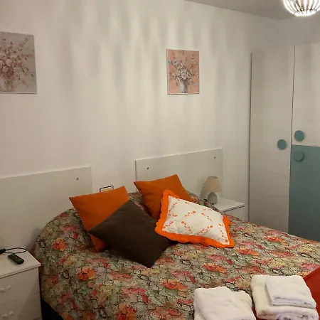 Vivienda De Uso Turistico Apartment *